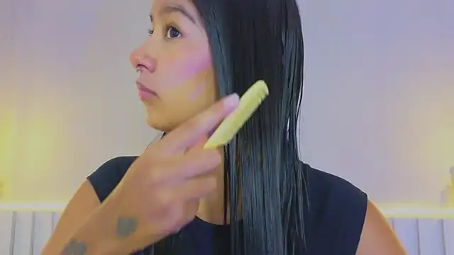 Snapshot of Aida_moreno chatting on October 19, 11:56 am Aida moreno online show from October 19, 11:56 am