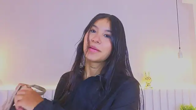 Snapshot of Aida_moreno chatting on September 25, 12:04 pm Aida moreno online show from September 25, 12:04 pm