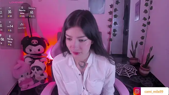 Snapshot of cami_mila9 chatting on October 21, 2:04 am cami mila9 online show from October 21, 2:04 am