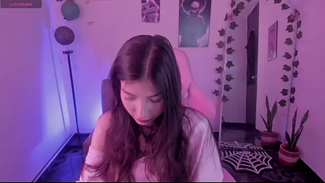 Snapshot of cami_mila9 chatting on October 1, 9:20 pm cami mila9 online show from October 1, 9:20 pm