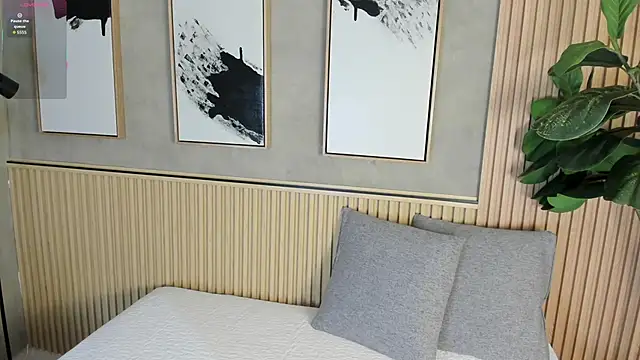 Snapshot of nina_soul chatting on September 22, 12:25 pm nina soul online show from September 22, 12:25 pm