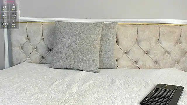 Snapshot of nina_soul chatting on October 9, 4:00 pm nina soul online show from October 9, 4:00 pm