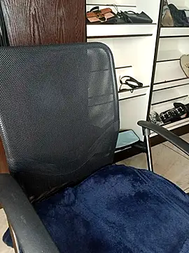 Snapshot of BlackJaguar30 chatting on October 4, 5:39 pm BlackJaguar30 online show from October 4, 5:39 pm