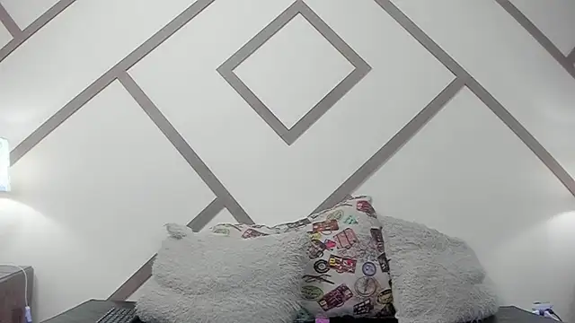 FernandaClar online show from April 5, 1:21 pm