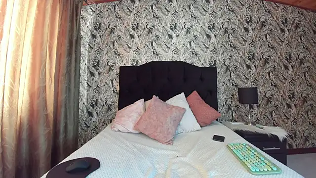 Gissel Angel online show from October 7, 8:35 pm