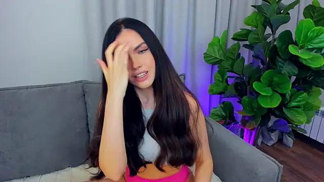 Snapshot of sexyangeloux chatting on October 3, 9:53 pm sexyangeloux online show from October 3, 9:53 pm