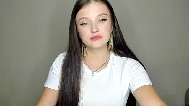 Snapshot of EvaaMillerr99 chatting on September 23, 10:46 am EvaaMillerr99 online show from September 23, 10:46 am