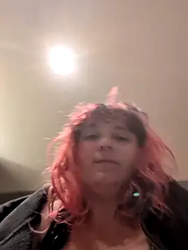 Snapshot of LadyRochester chatting on October 24, 1:01 am LadyRochester online show from October 24, 1:01 am