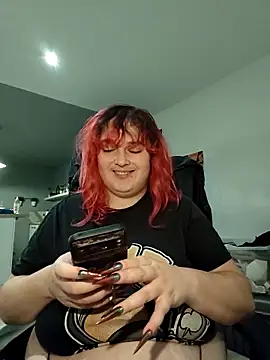 Snapshot of LadyRochester chatting on October 10, 1:43 am LadyRochester online show from October 10, 1:43 am