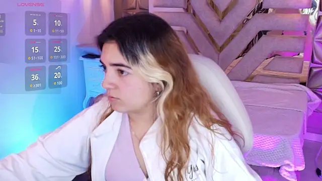 meraki fraise online show from October 2, 8:58 pm