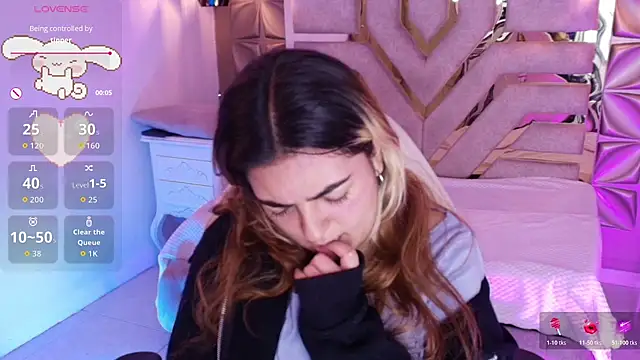 meraki fraise online show from October 17, 8:12 pm