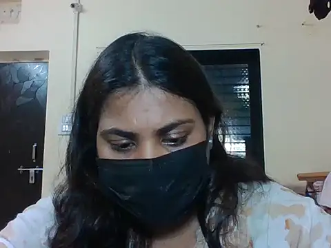 Hotmilfxox online show from May 26, 10:25 am