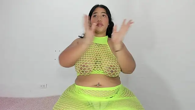 Tasha Sant online show from April 8, 7:27 pm