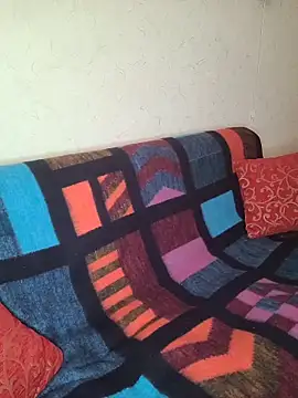 candy queeen online show from November 18, 2:40 pm