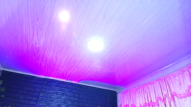 loren tits24 online show from October 1, 11:31 pm