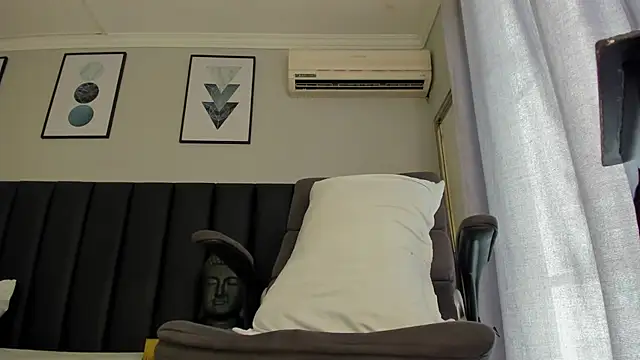 Snapshot of sexual_diamond chatting on September 25, 12:48 pm sexual diamond online show from September 25, 12:48 pm