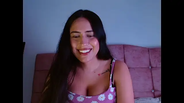 Paris-love online show from October 31, 11:09 pm