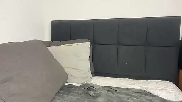 redxxxvixen online show from October 1, 10:48 pm