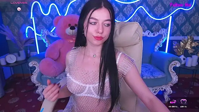 Snapshot of KitnissKiss chatting on October 2, 7:41 pm KitnissKiss online show from October 2, 7:41 pm