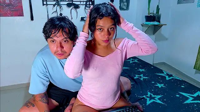 Snapshot of clydexxxbunny chatting on September 13, 2:30 am clydexxxbunny online show from September 13, 2:30 am