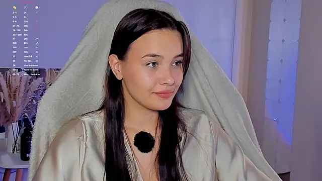  Sweetie  online show from October 16, 5:59 pm