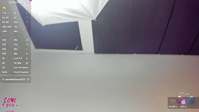 Vahiolet smith online show from September 18, 3:16 am