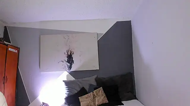 Miiaa wallace online show from February 27, 10:42 pm