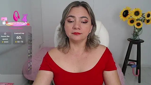 Snapshot of Ghada_milf chatting on September 28, 10:59 pm Ghada milf online show from September 28, 10:59 pm