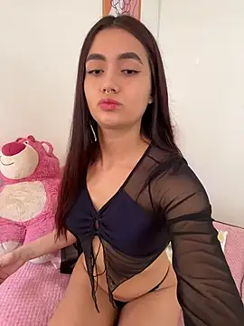 HallieLemon1 online show from March 6, 5:41 pm