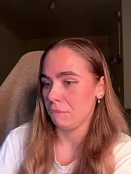 SkyBriii online show from October 7, 7:07 pm