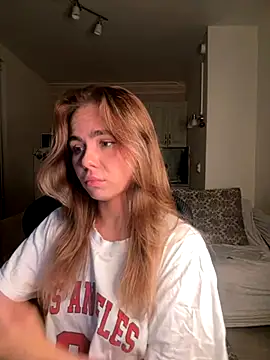 SkyBriii online show from September 19, 5:45 pm