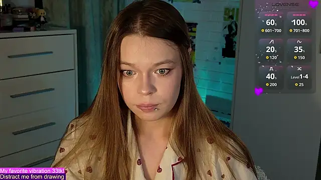 Snapshot of ValBae chatting on September 29, 8:03 pm ValBae online show from September 29, 8:03 pm