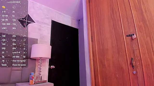 ailynBlaze online show from December 20, 6:50 am