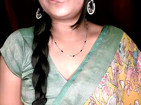 shila20 online show from October 18, 5:48 pm