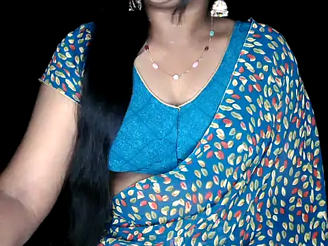 shila20 online show from December 1, 5:04 pm