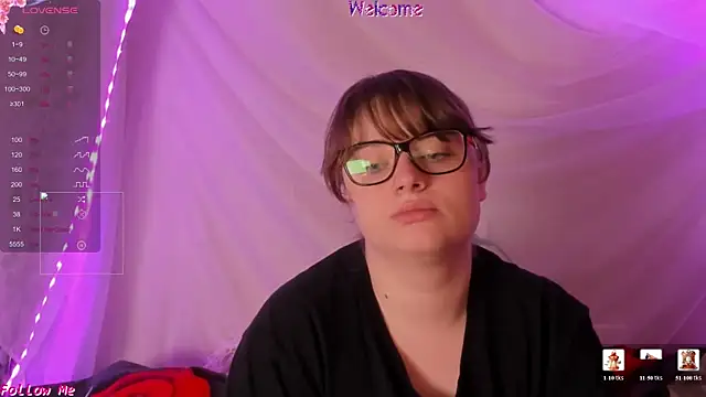 Seductive She Wolf online show from June 3, 2:44 pm