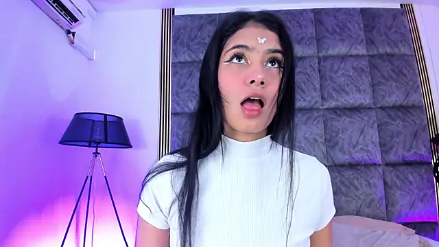 LaurenRodriiguez online show from November 10, 1:06 pm