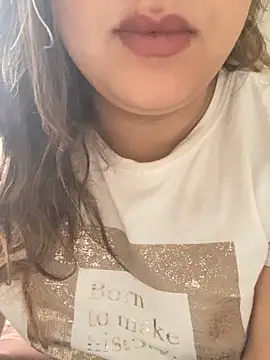 yassminsexy22 online show from April 11, 1:15 pm