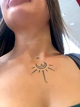 Snapshot of beautydiamond chatting on September 27, 11:17 am beautydiamond online show from September 27, 11:17 am