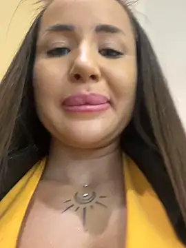 Snapshot of beautydiamond chatting on September 19, 10:25 am beautydiamond online show from September 19, 10:25 am