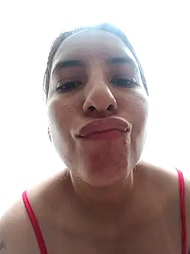 Snapshot of Bonny_Klote chatting on October 11, 3:59 pm Bonny Klote online show from October 11, 3:59 pm