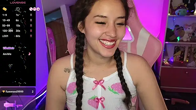 redbarbiedollx online show from September 26, 8:50 pm