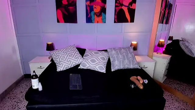 Snapshot of Elizabeth_Santos chatting on October 17, 8:12 pm Elizabeth Santos online show from October 17, 8:12 pm