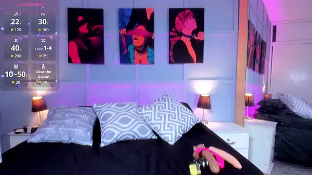 Snapshot of Elizabeth_Santos chatting on September 11, 8:42 pm Elizabeth Santos online show from September 11, 8:42 pm