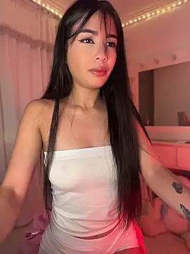 lina pink online show from June 5, 4:05 am