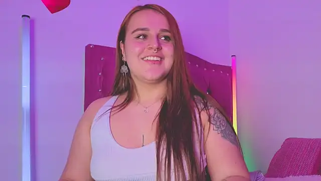 Snapshot of evy_orange1 chatting on October 11, 1:43 am evy orange1 online show from October 11, 1:43 am