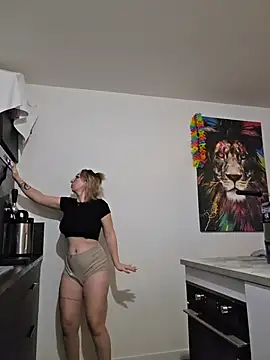 Giuliana baby online show from December 18, 9:47 am