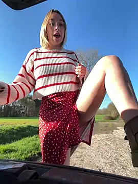 Giuliana baby online show from March 4, 8:32 am