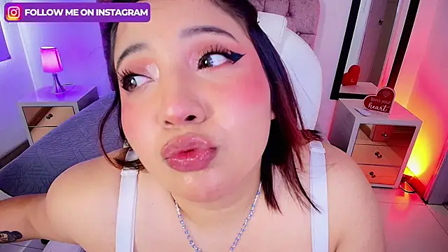 Snapshot of Emma_monserrat chatting on September 30, 8:24 pm Emma monserrat online show from September 30, 8:24 pm