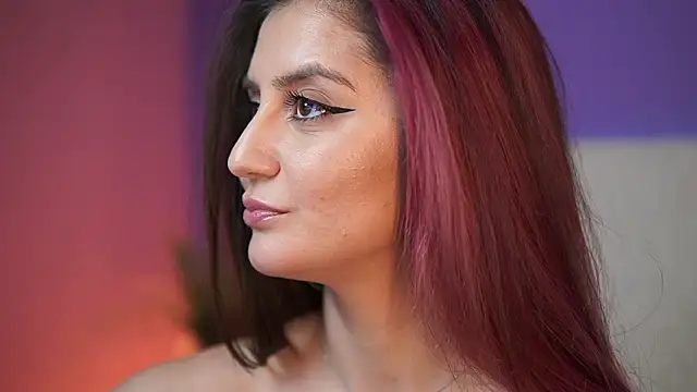 SabrinaHope online show from March 16, 5:44 am